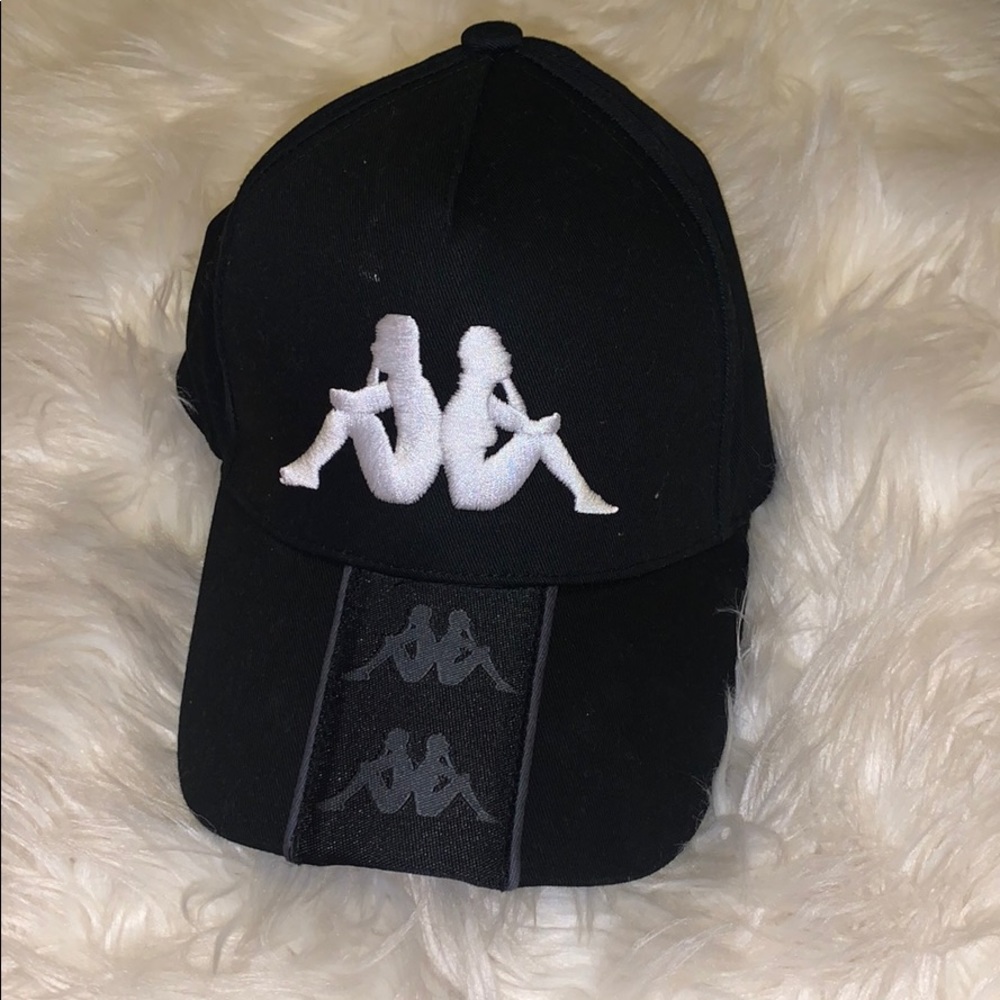 Kappa adjustable hat